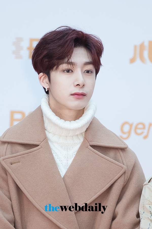 몬스타엑스(MONSTAX) 형원, ‘제32회 골든디스크’ 음반 부문 시상식 레드카펫 행사