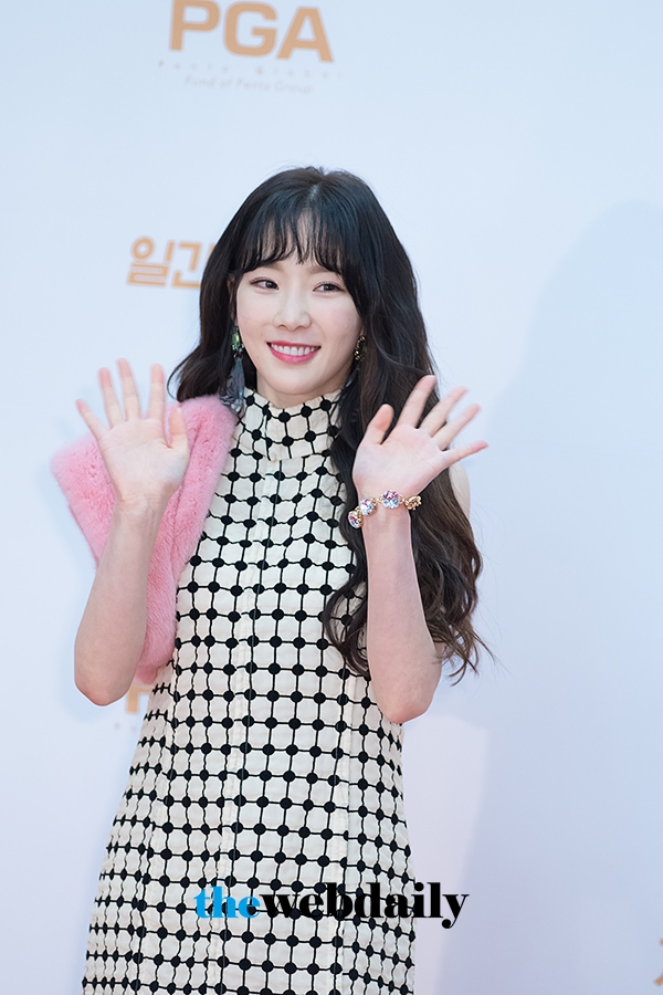 소녀시대 태연, ‘제32회 골든디스크’ 음반 부문 시상식 레드카펫 행사
