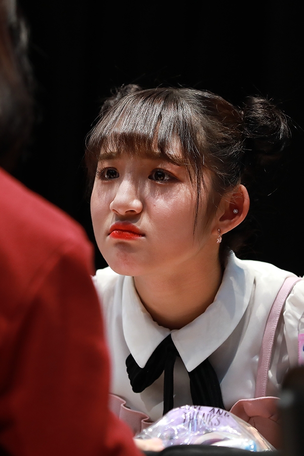 팬사인회에 참석한 버스터즈 민정