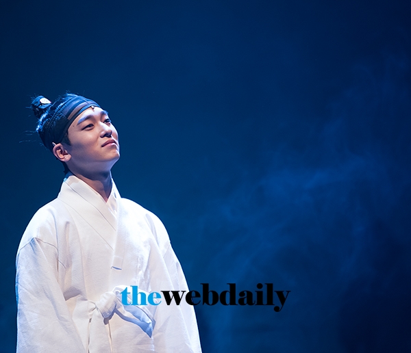 병헌, 연극 추리 사극 ‘여도’ 프레스콜 행사