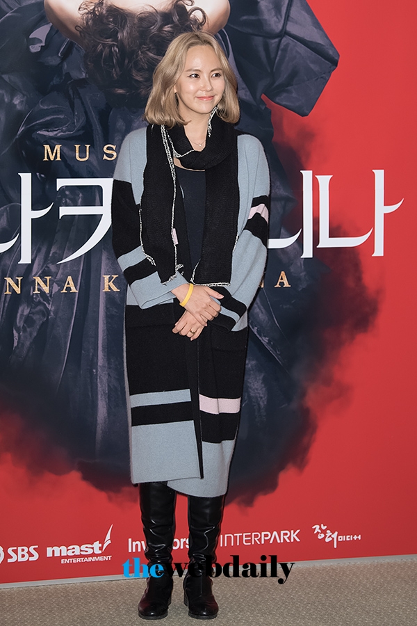 김지우, 뮤지컬 '안나 카레니나' 연예인 시연회 포토월 행사