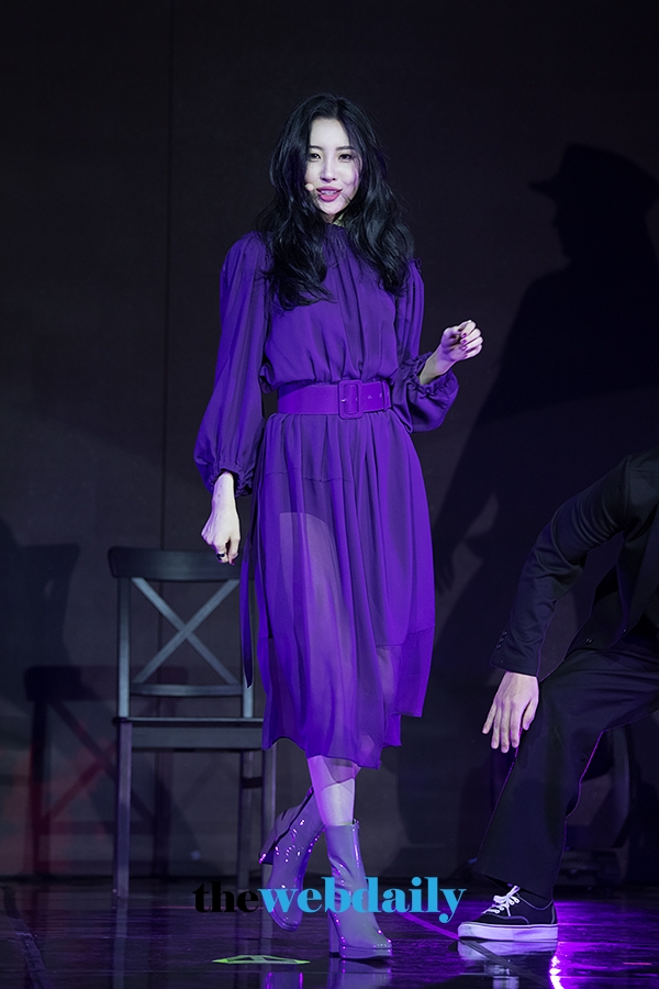 선미, 앨범 ‘주인공’ 쇼케이스