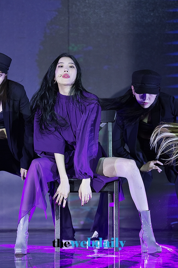 선미, 앨범 ‘주인공’ 쇼케이스
