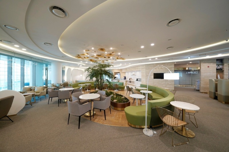 인천공항 4층 환승구역에 선보이는 롯데지알에스 ‘라운지 엘'(Lounge L)사진=롯데지알에스