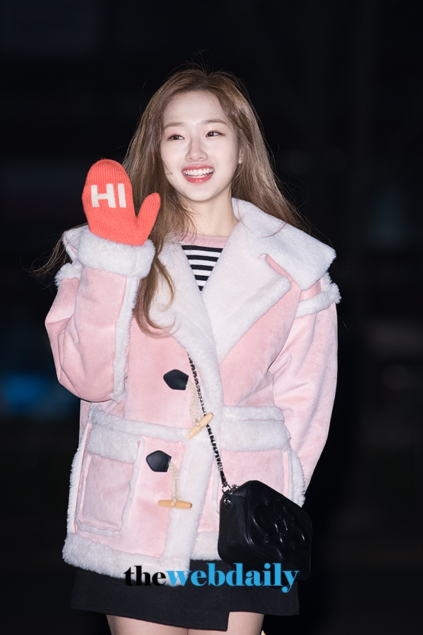 크리샤 츄, KBS 2TV '뮤직뱅크' 리허설 출근길