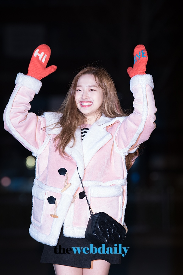 크리샤 츄, KBS 2TV '뮤직뱅크' 리허설 출근길