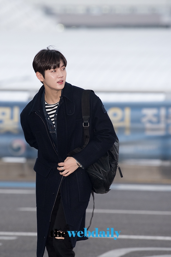 뉴이스트W 렌, 인천국제공항 제1여객터미널 출국 현장