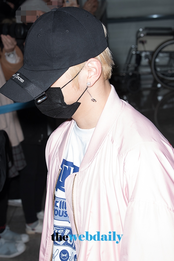 워너원(WannaOne) 강다니엘, 인천국제공항 제1여객터미널 입국 현장