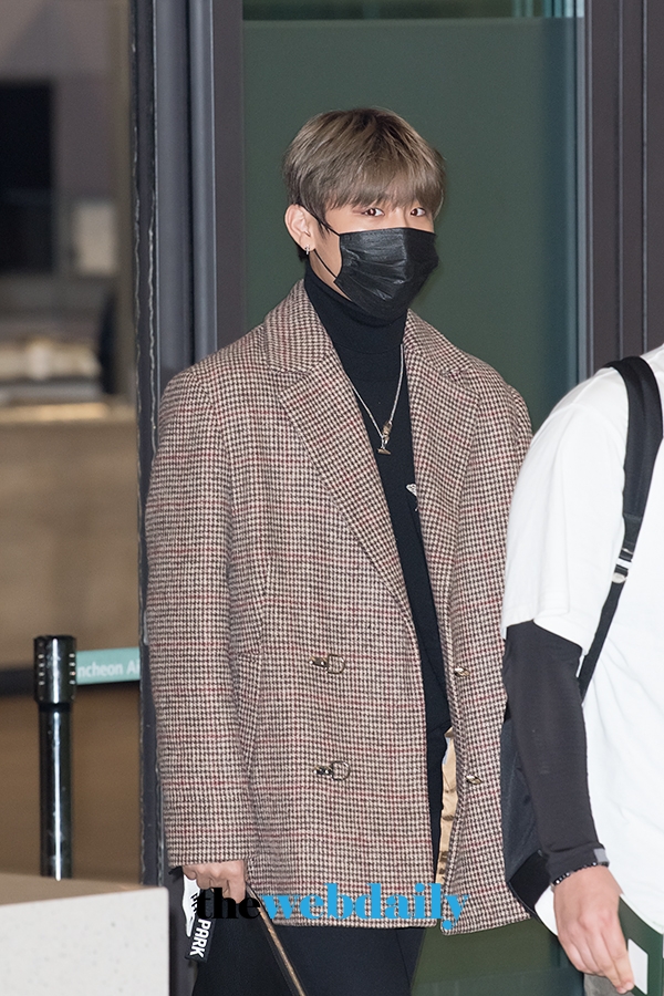 워너원(WannaOne) 박우진, 인천국제공항 제1여객터미널 입국 현장