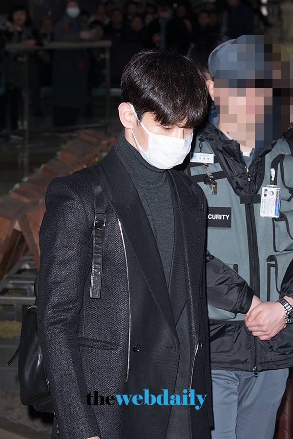 동방신기 최강창민, 김포국제공항 입국 현장