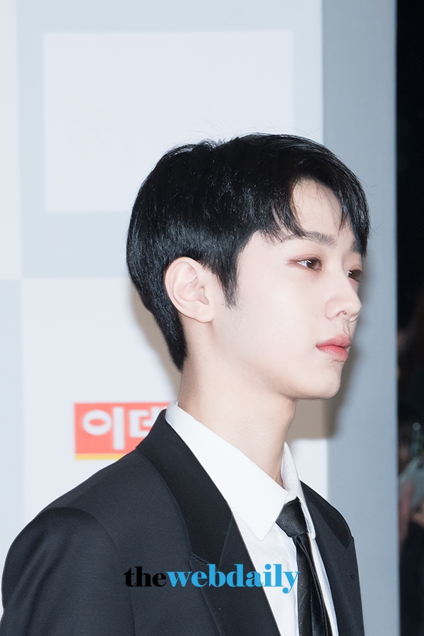 워너원(WannaOne) 라이관린, 제 5회 이데일리 문화대상 시상식 포토월 행사