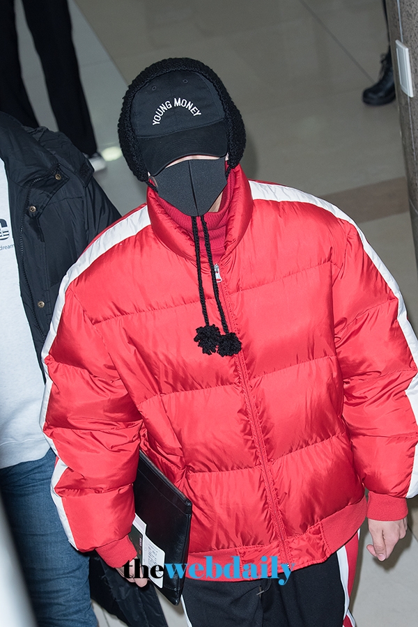빅스LR의 라비, 김포국제공항 출국 현장