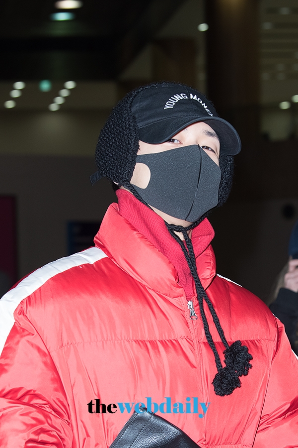 빅스LR의 라비, 김포국제공항 출국 현장