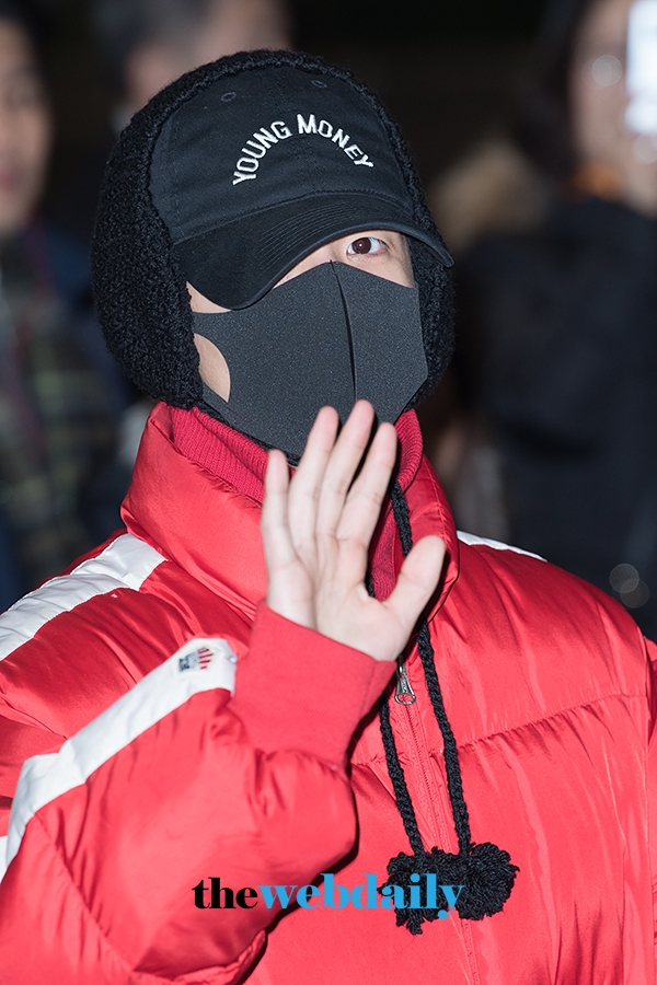 빅스LR의 라비, 김포국제공항 출국 현장
