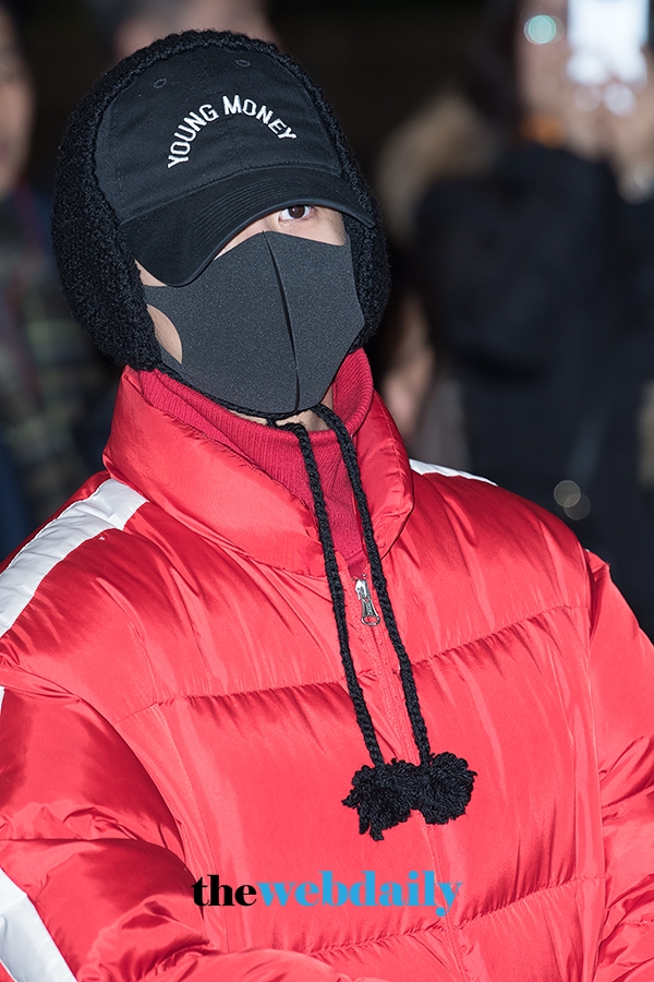 빅스LR의 라비, 김포국제공항 출국 현장