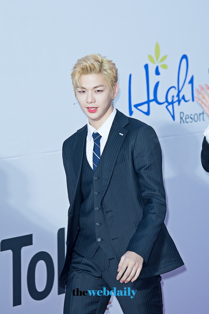 워너원(WannaOne) 강다니엘, ‘제27회 하이원 서울가요대상’레드카펫 포토월 행사