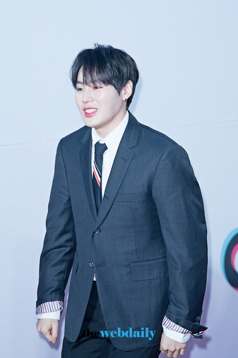 워너원(WannaOne) 하성운, ‘제27회 하이원 서울가요대상’레드카펫 포토월 행사