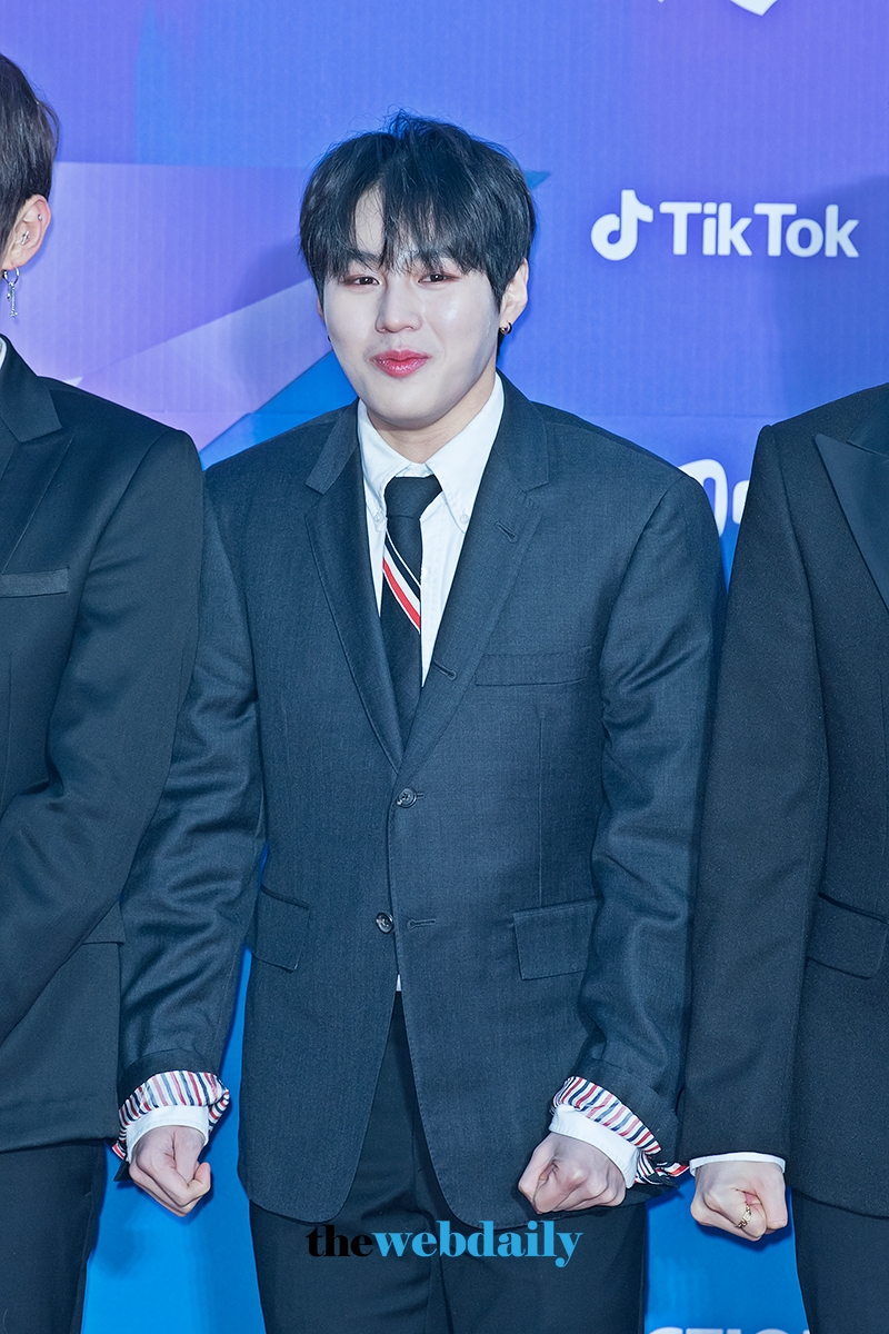 워너원(WannaOne) 하성운, ‘제27회 하이원 서울가요대상’레드카펫 포토월 행사
