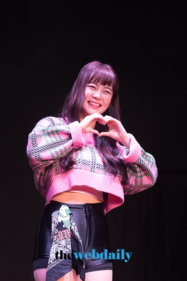 에이지엠(AZM) 배수현, 쇼케이스 현장