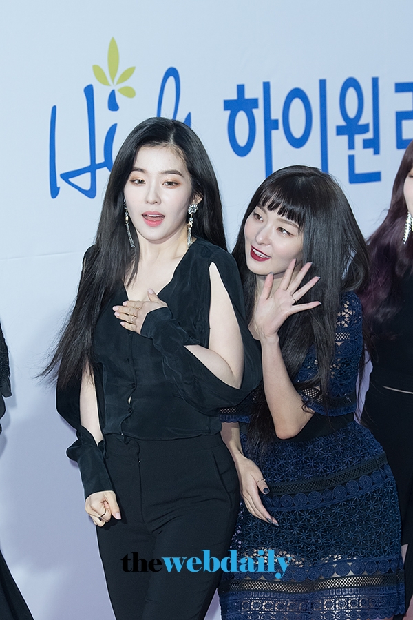 레드벨벳 아이린-슬기, ‘제27회 하이원 서울가요대상’레드카펫 포토월 행사