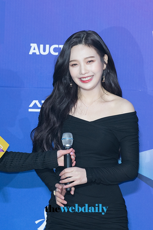 레드벨벳 조이, ‘제27회 하이원 서울가요대상’레드카펫 포토월 행사