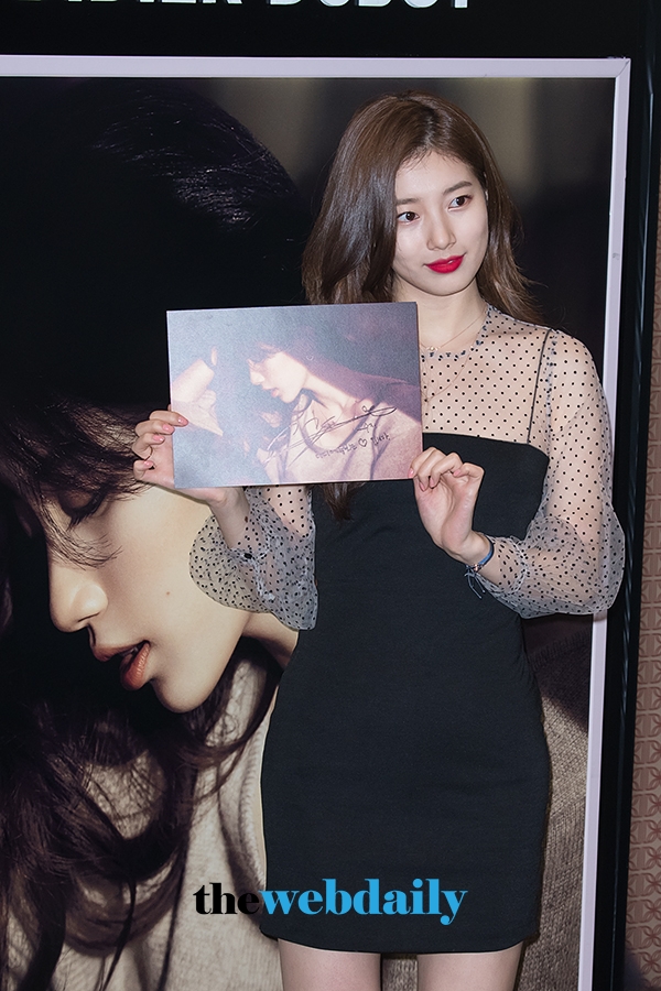 수지, 디디에 두보의 뮤즈 수지 팬사인회