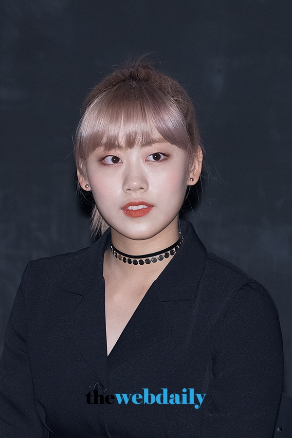 위키미키 루아, 웹예능 ‘위키미키 모해?’ 특별시사회