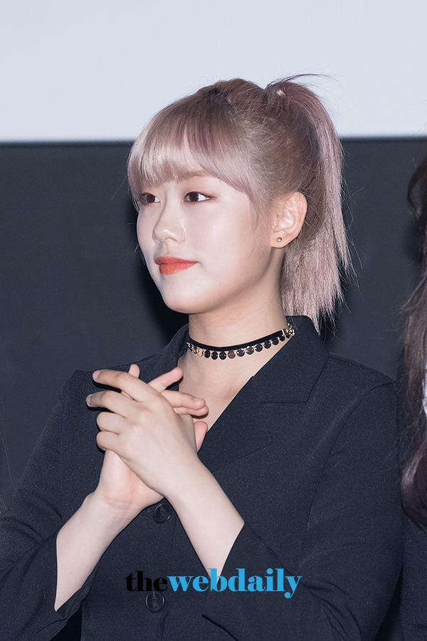 위키미키 루아, 웹예능 ‘위키미키 모해?’ 특별시사회