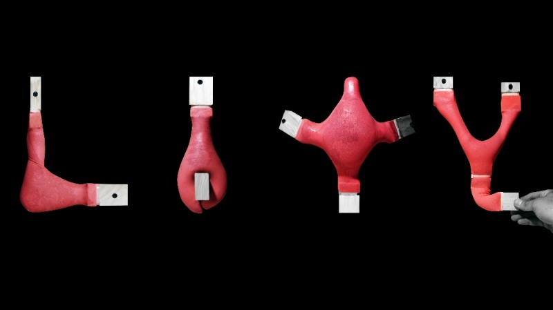 정명덕 디자이너의 ‘패브릭 블록 (Fabric Block)’.(사진=렉서스)