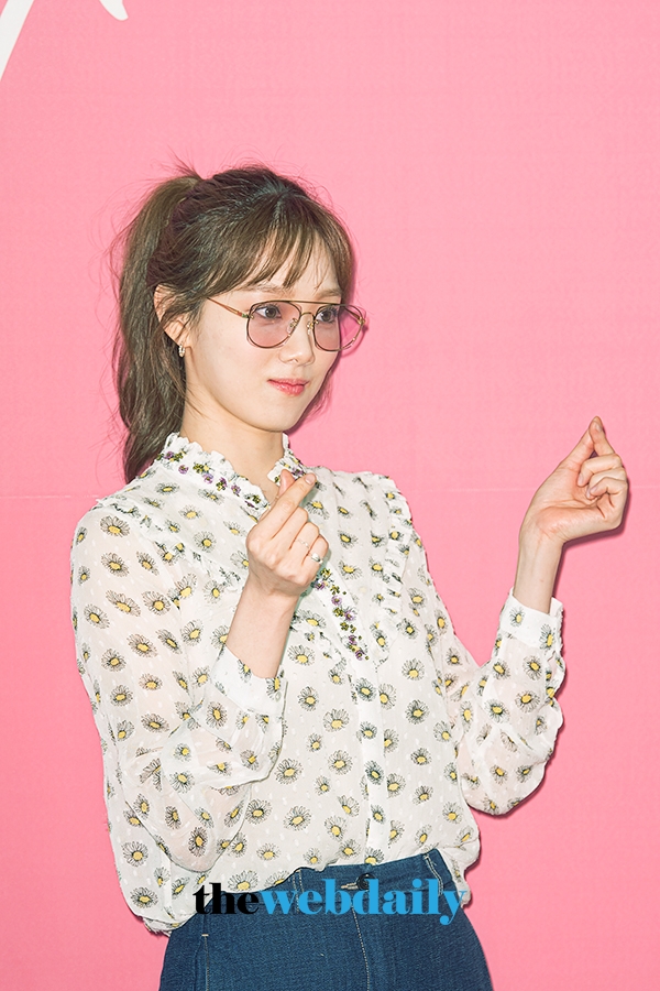 이성경, '씬넘버포' 팬사인회 현장