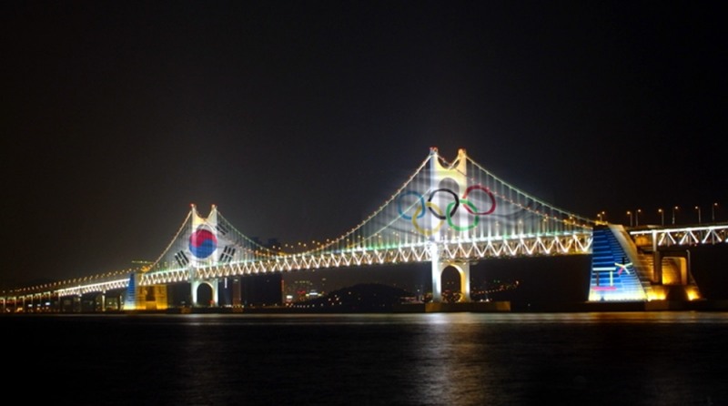 광안대교에서 펼쳐질 평창동계올림픽 응원 관련 미디어파사드 상상도 (사진=마사회)