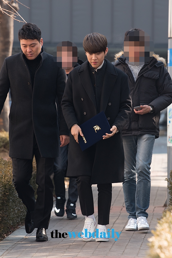 워너원 박우진, 제29회 한국예술고등학교 졸업식 현장