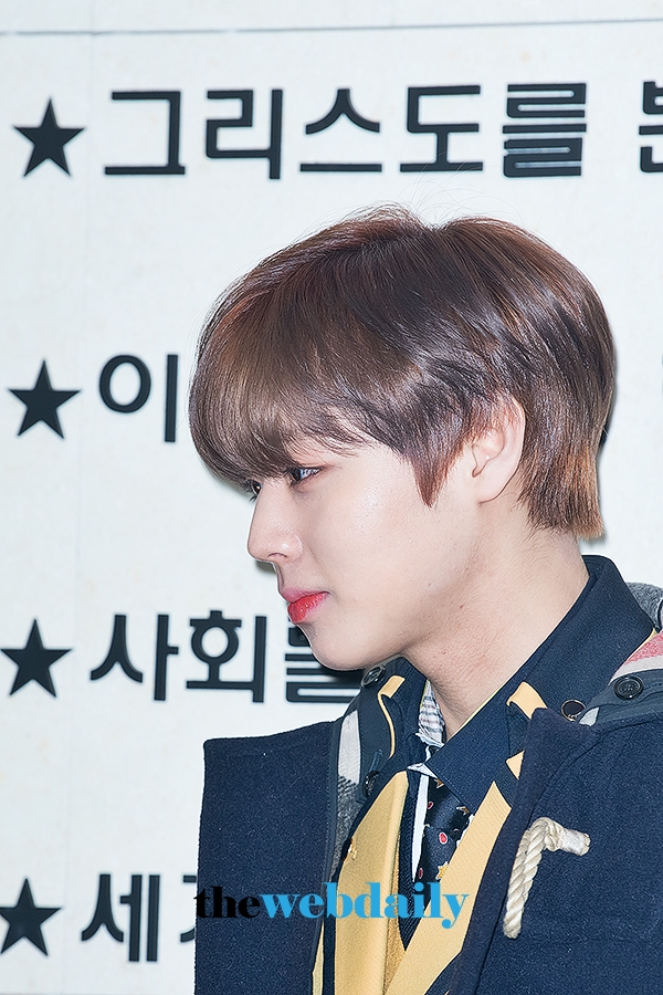 워너원(WANNAONE) 박지훈, 서울공연예술고등학교에서 졸업식 현장