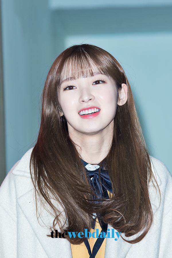 오마이걸 아린, 서울공연예술고등학교에서 졸업식 현장