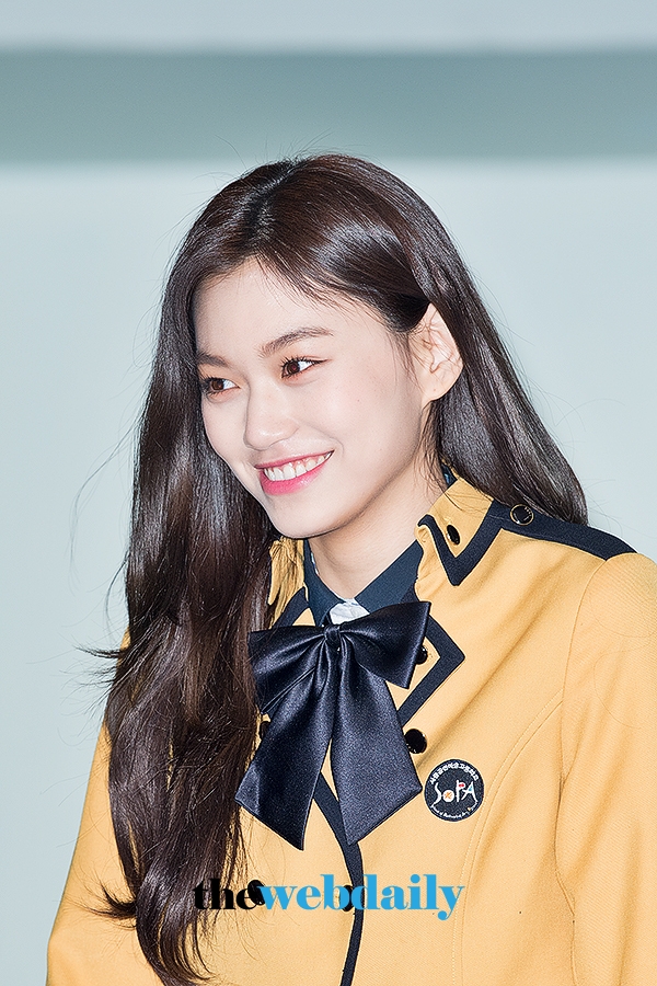 위키미키 김도연, 서울공연예술고등학교 졸업식 현장