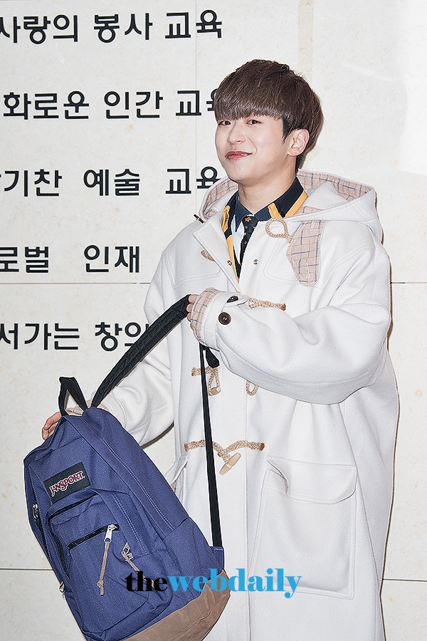 온앤오프 라운, 서울공연예술고등학교 졸업식 현장