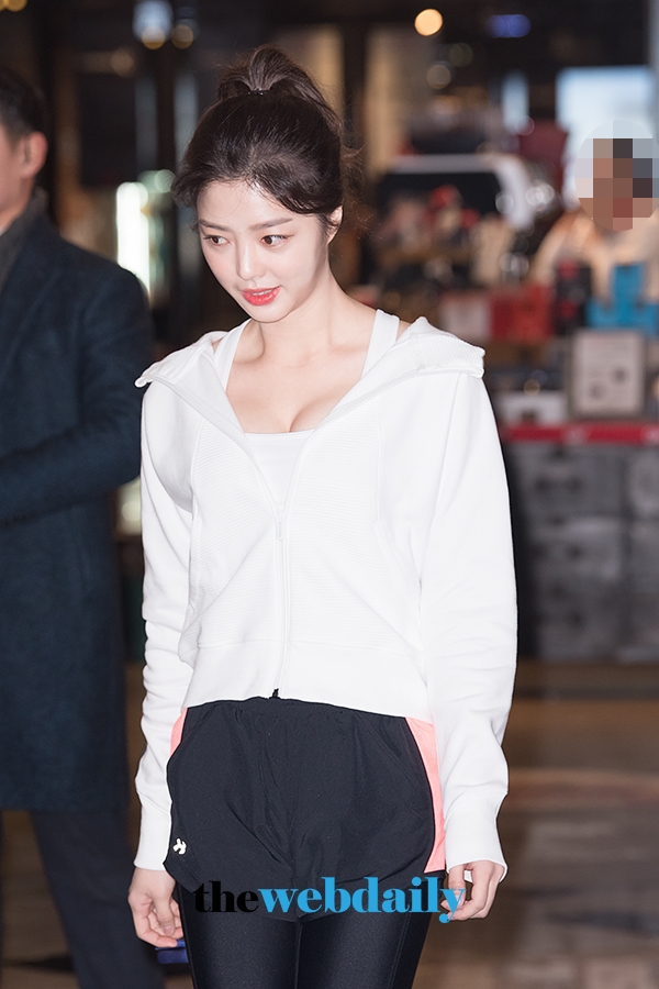 엄현경, 언더아머(UNDER ARMOUR) 포토월 행사