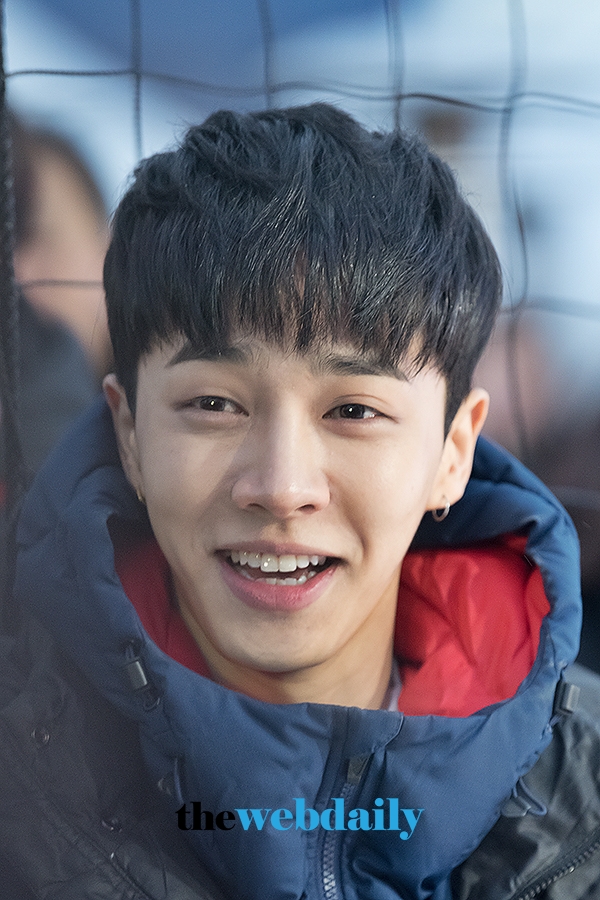 하이라이트 이기광, 나이키 '미친존재감 스노우 풋볼 리그' 현장