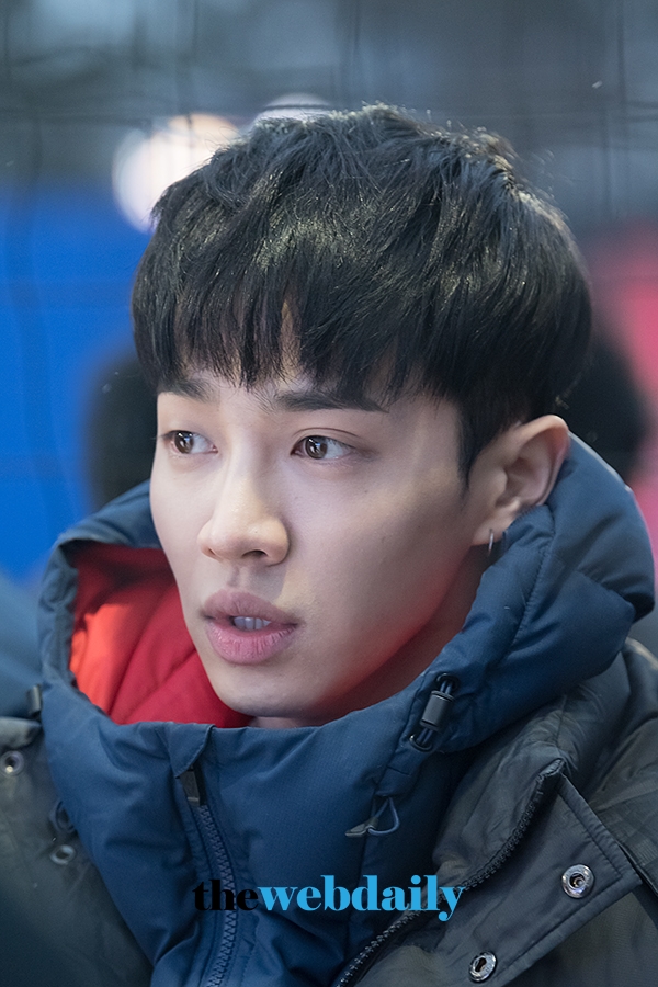 하이라이트 이기광, 나이키 '미친존재감 스노우 풋볼 리그' 현장