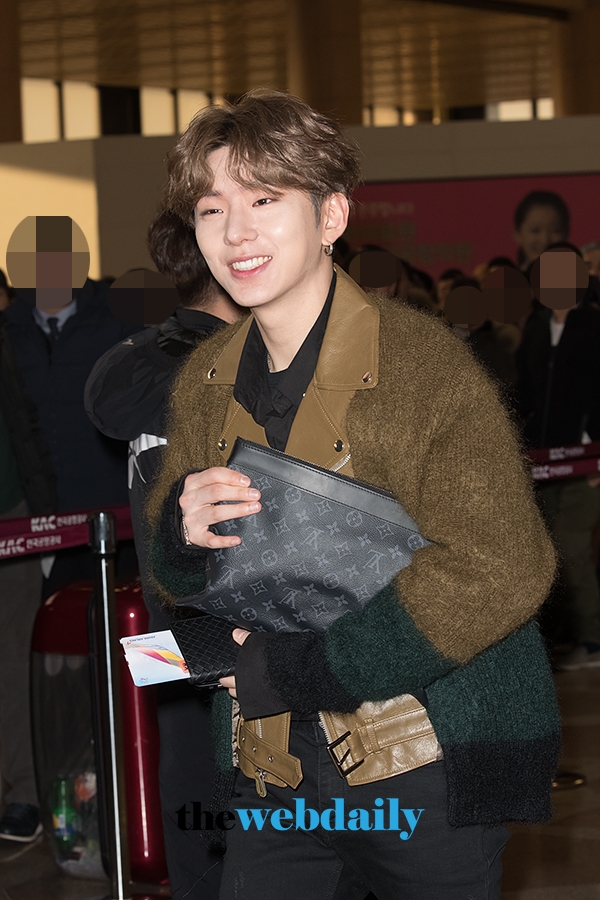 몬스타엑스(MONSTAX) 기현, 김포국제공항 출국 현장