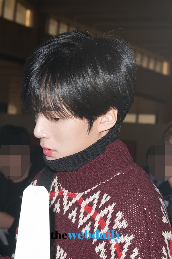 몬스타엑스(MONSTAX) 민혁, 김포국제공항 출국 현장
