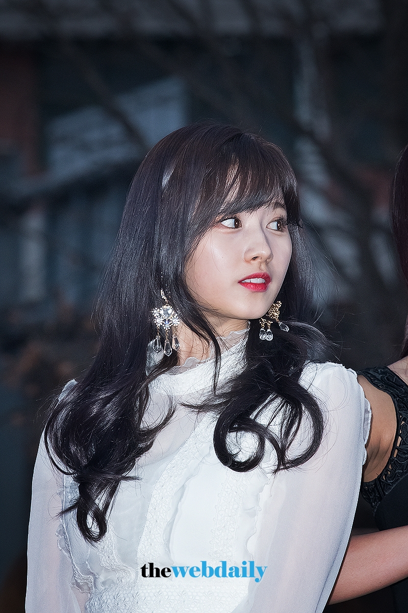 트와이스(TWICE) 사나, 2018 가온차트 K-POP 어워드 레드카펫 행사