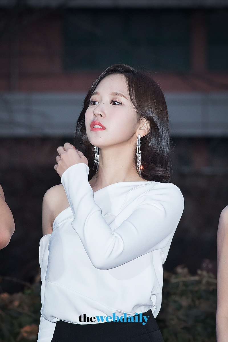 트와이스(TWICE) 미나, 2018 가온차트 K-POP 어워드 레드카펫 행사