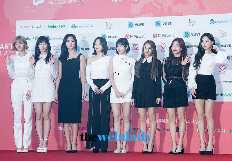 트와이스(TWICE), 2018 가온차트 K-POP 어워드 레드카펫 행사