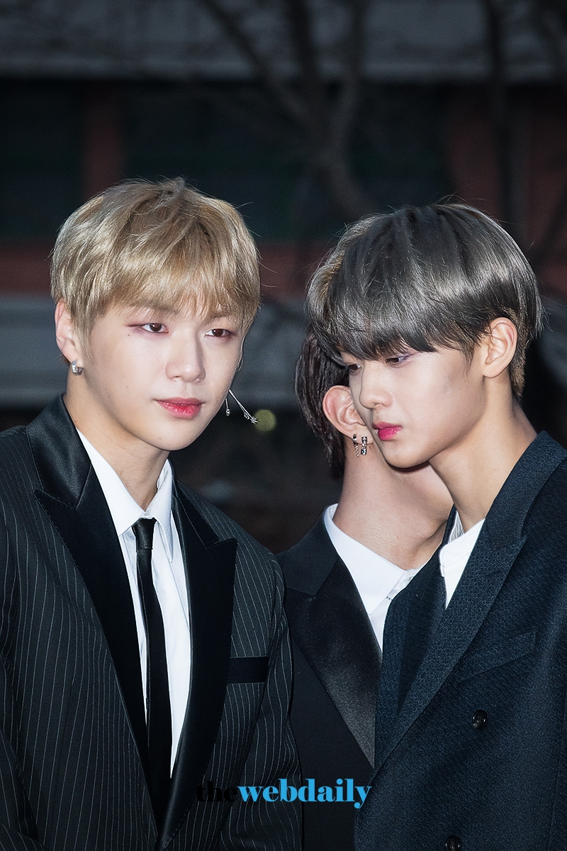 워너원(WannaOne) 강다니엘-배진영, 2018 가온차트 K-POP 어워드 레드카펫 행사