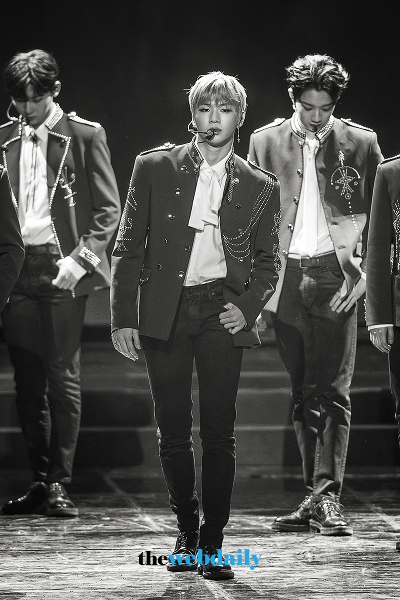 워너원(WannaOne) 강다니엘, 2018 가온차트 K-POP 어워드 레드카펫 행사