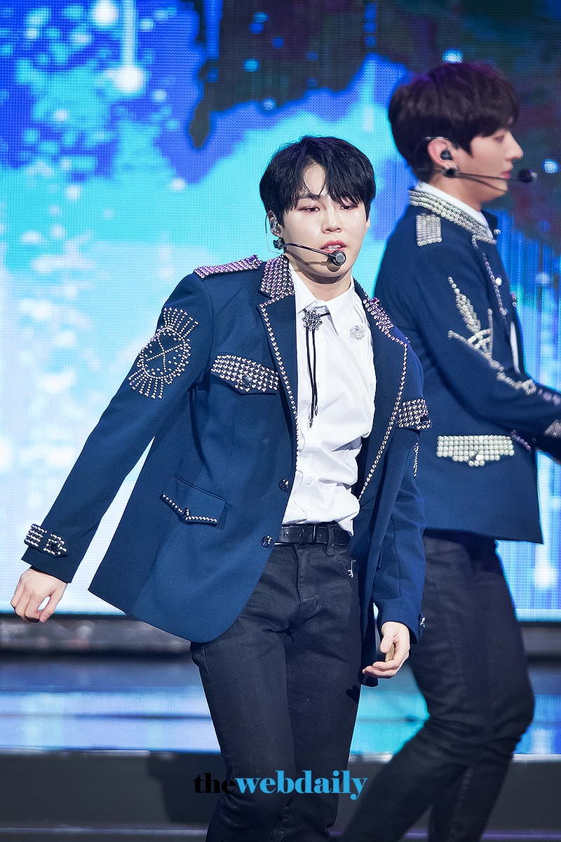 워너원(WannaOne) 하성운, 2018 가온차트 K-POP 어워드 행사