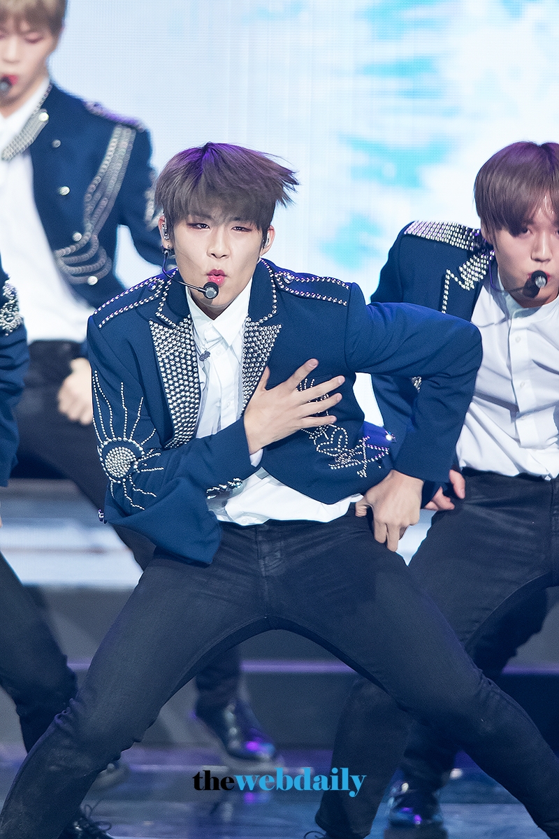 워너원(WannaOne) 박우진, 2018 가온차트 K-POP 어워드 행사