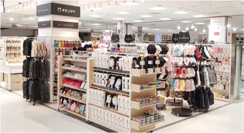 못된고양이 연제이마트점 매장.(사진=못된고양이)