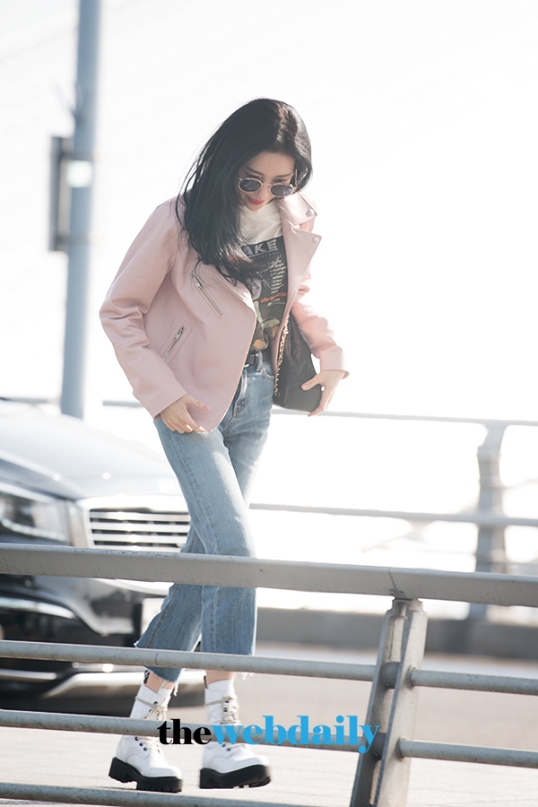 선미, 인천국제공항 출국 현장
